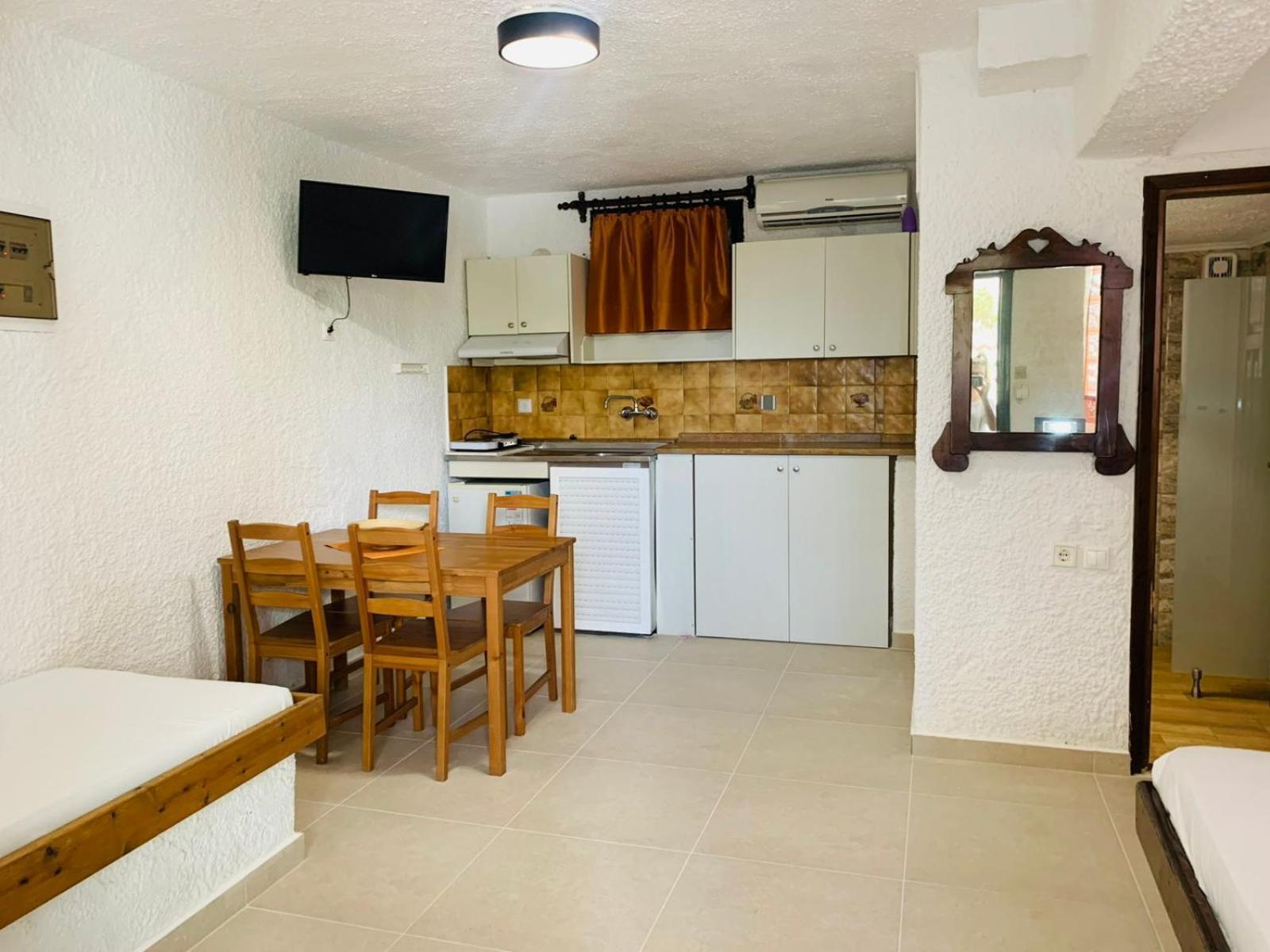 Argo Apartments Nea Poteidaia Habitación foto