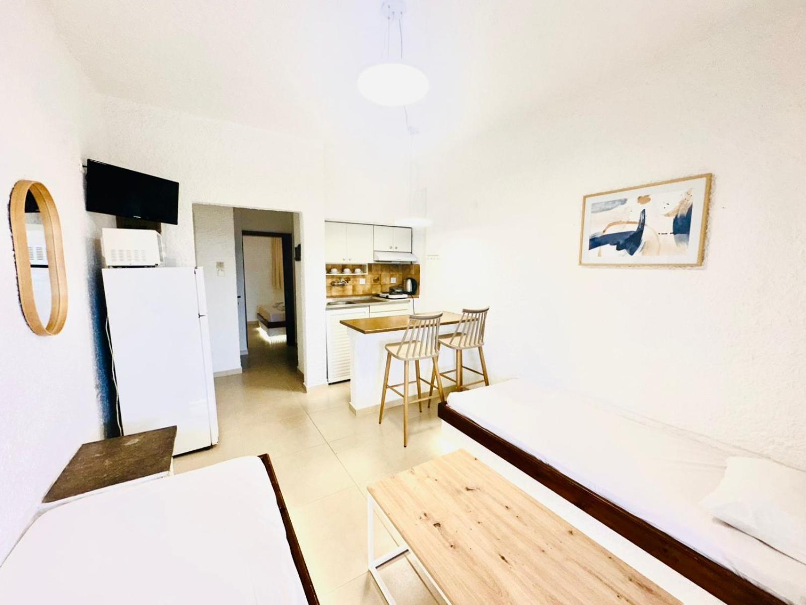 Argo Apartments Nea Poteidaia Habitación foto
